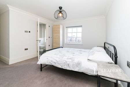 4 bedroom house to rent Percy Street, Liverpool, Merseyside, L8 - Photo 5