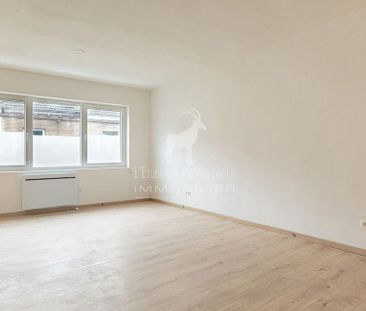 Appartement te huur in Châtelet voor € 600 met 1 slaapkamer - Foto 1