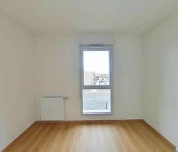 Location Appartement 2 pièces 42m² BRUGUIERES 31150 - Photo 4