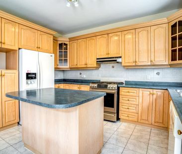 For Lease - 229 Baker Avenue, Richmond Hill, Ontario - Photo 6