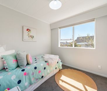 4-Bedroom Home in Waterloo - Photo 6