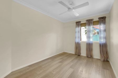 Spacious Family Living in a Quiet Mountain Creek Cul-de-Sac - Photo 2