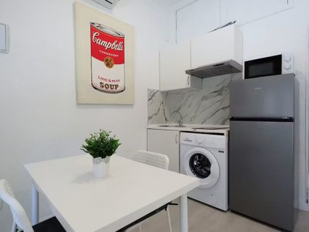 Calle Sierra Aitana, Madrid, Community of Madrid 28031 - Photo 3