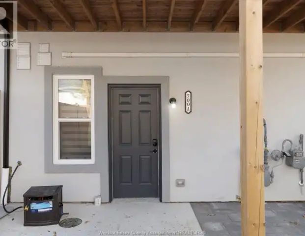 700 BROCK Unit# A | 700 BROCK Unit# A, Windsor - Photo 1