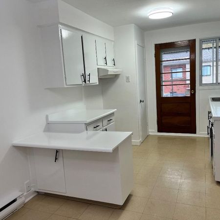 5 1/2 à Rivières-des-Prairies - Photo 3