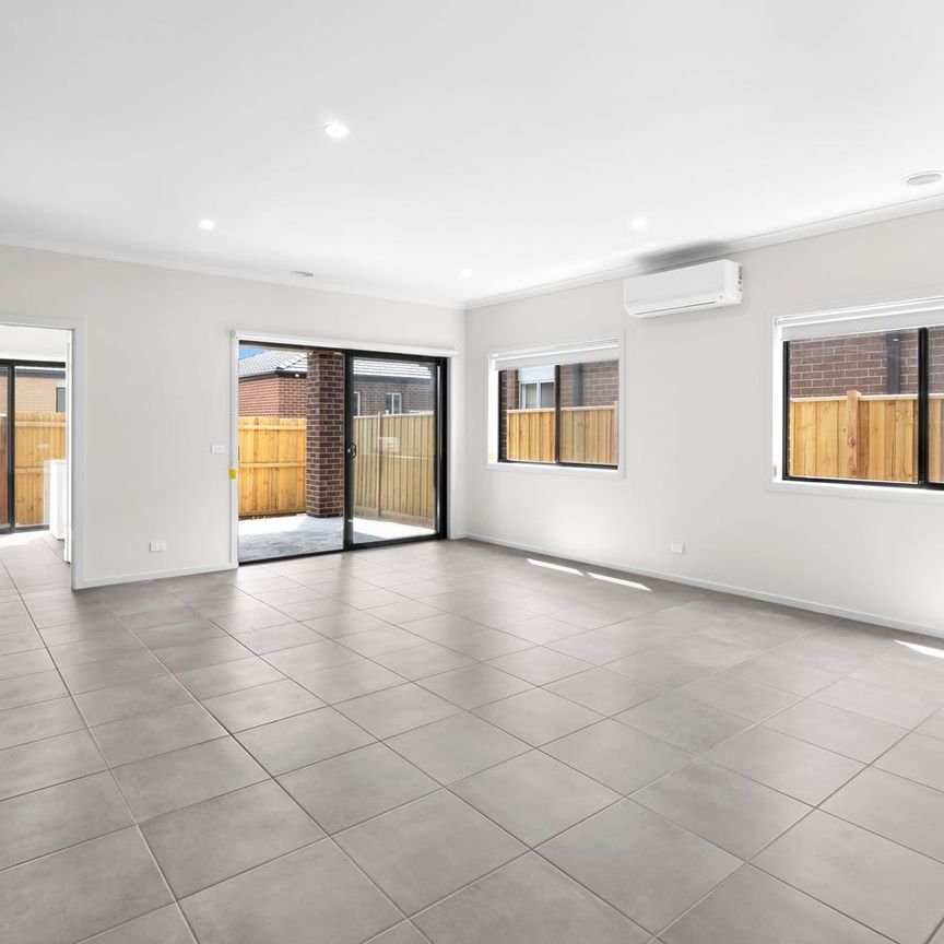 Modern Comfort & Exceptional Value in a Family Home! - Photo 1