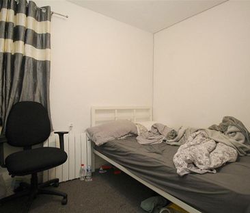 2 bedroom ground floor flat to rent - Photo 6