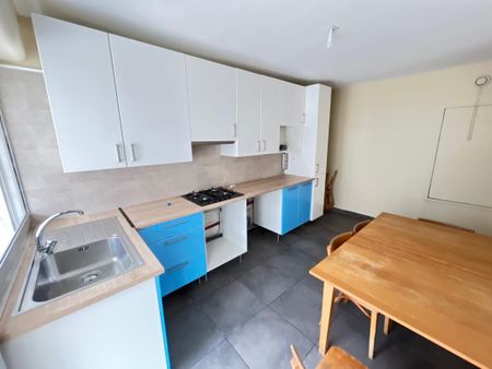 Location Appartement 4 pièces Meublé 83m² VILLEURBANNE 69100 - Photo 5