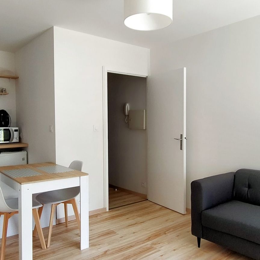 Location Appartement 2 pièces 31m² RODEZ 12000 - Photo 1