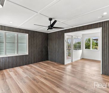 Renovated 3-Bedroom Home in Convenient Acacia Ridge Location - Photo 2