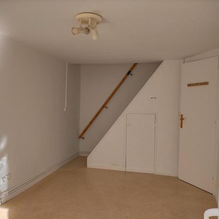 Location maison à MAUBEUGE - Photo 4