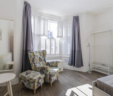2 bedroom apartment to rent - Photo 6
