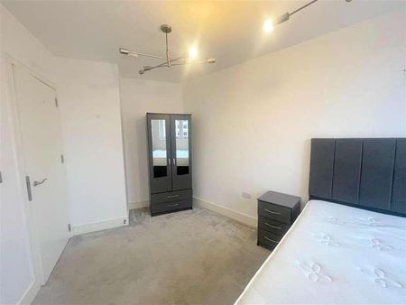 Healum Avenue, Southall, UB2 - Photo 3