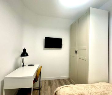 Plaza de Santa Bárbara, Madrid, Community of Madrid 28004 - Photo 1