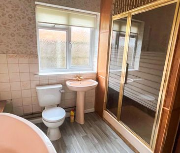2 bedroom detached bungalow to rent - Photo 4