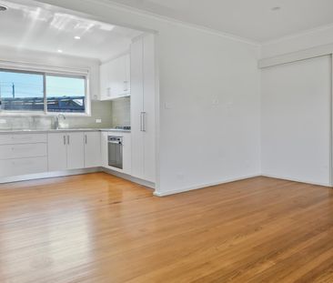 Comfortable & Convenient Unit Living - Photo 6