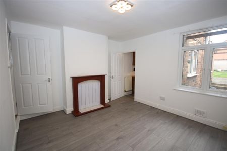 Bermuda Village, Nuneaton, CV10 - Photo 2