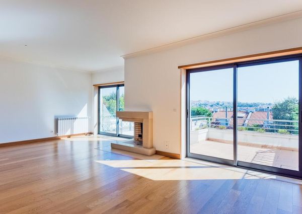 3 Bedroom House with a view, Oeiras Golf Residence, Oeiras