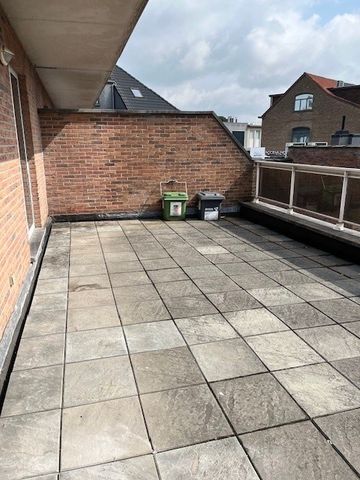 - Sint-niklaas – appartement met zeer ruim terras - Photo 4