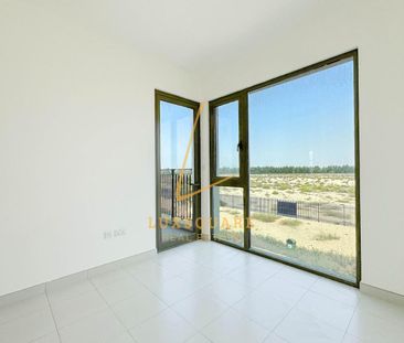 Ready to Move | Unfurnished | Maids Room - Photo 4