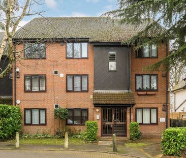 Acorn Grove, UB3, London - Photo 5