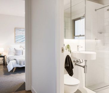 Lux Nautical Living at The Boatyard - Photo 2