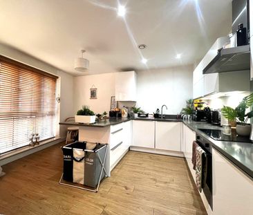 2 bedroom apartment to rent - Photo 4