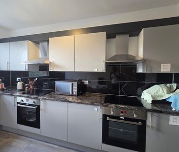 Stoke Newington Road, Hackney, London N16 - Photo 1