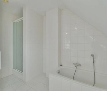 Halfopen gezinswoning met drie slaapkamers - Foto 4