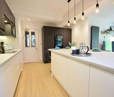 🌟Luxury En-Suite Room🌟 Bedroom E - Photo 2