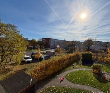 Großzügig, zentral, bezugsbereit - 2 Zimmer im Herzen der Dragonerh... - Foto 2