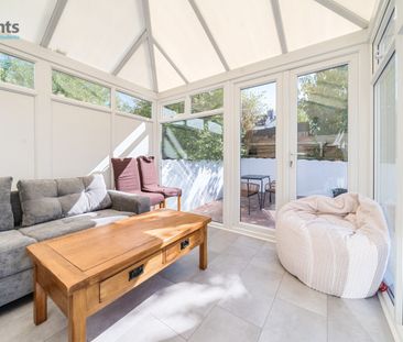 6 bedroom house to rent - Photo 3