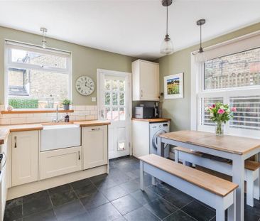 2 bedroom maisonette to rent - Photo 6