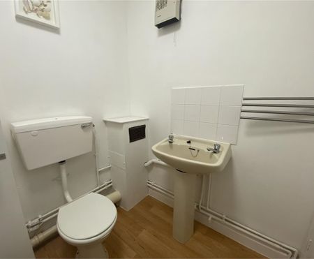 10 Hamilton Court, Stone Lane, Peterborough - Photo 4