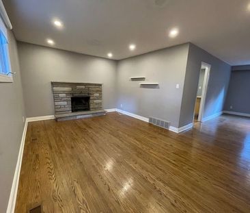 For Lease - 2086 Thornlea Drive, Oakville, Ontario - Photo 6