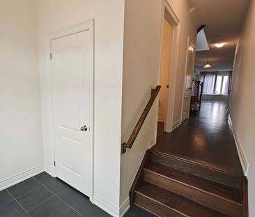 For Lease - 14 Temple Manor Road, Brampton, Ontario - Photo 6