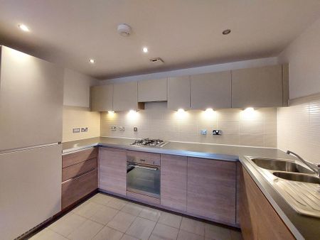 2 bedroom apartment to rent - Photo 4