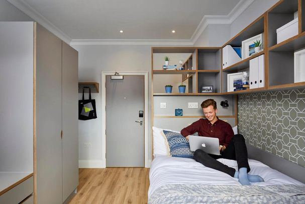 1 bedroom private hall to rent - Photo 1