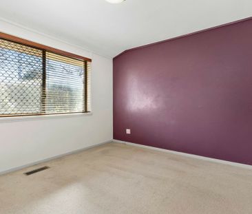 3 bedroom home in O'Connor - Photo 2