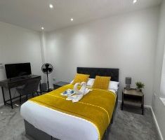 1 bed Apartment for Rent - Photo 3