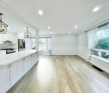 For Lease - 15 Scarcliff Gardens, Toronto, Ontario - Photo 1