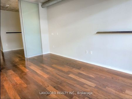 River City I Lofts 47 , #331 - Photo 5