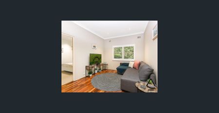 Impressive two bedroom apartment in prized position - Photo 5