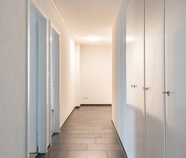 MODERNE UND HELLE WOHNUNG ZU VERMIETEN - Foto 1