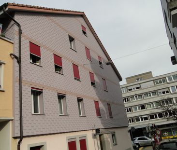 Zu vermieten per Sofort oder nach Vereinbarung: Zentrale 1.5 Zi-Wohnung in Biel/Bienne - Photo 5