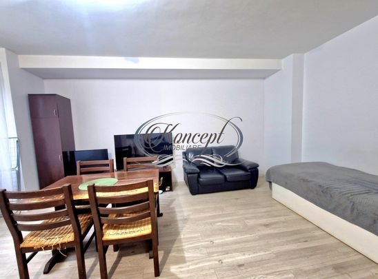 Sopor, 3 camere cu balcon si parcare - Photo 1
