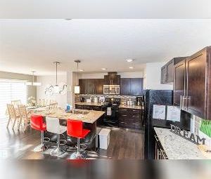3 Bed 2.5 Bath Dbl Garage Home Allard Edmonton - Photo 3