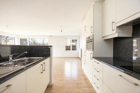 Glv 2-slaapkamer app met ruim terras en autostaanplaats. - Foto 3