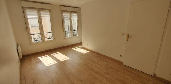 Location Appartement 1 pièce 21m² VOISINS LE BRETONNEUX 78960 - Photo 2