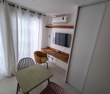 Location T1 meublé centre-ville Saint-Denis ? Résidence GEORGES ave... - Photo 1